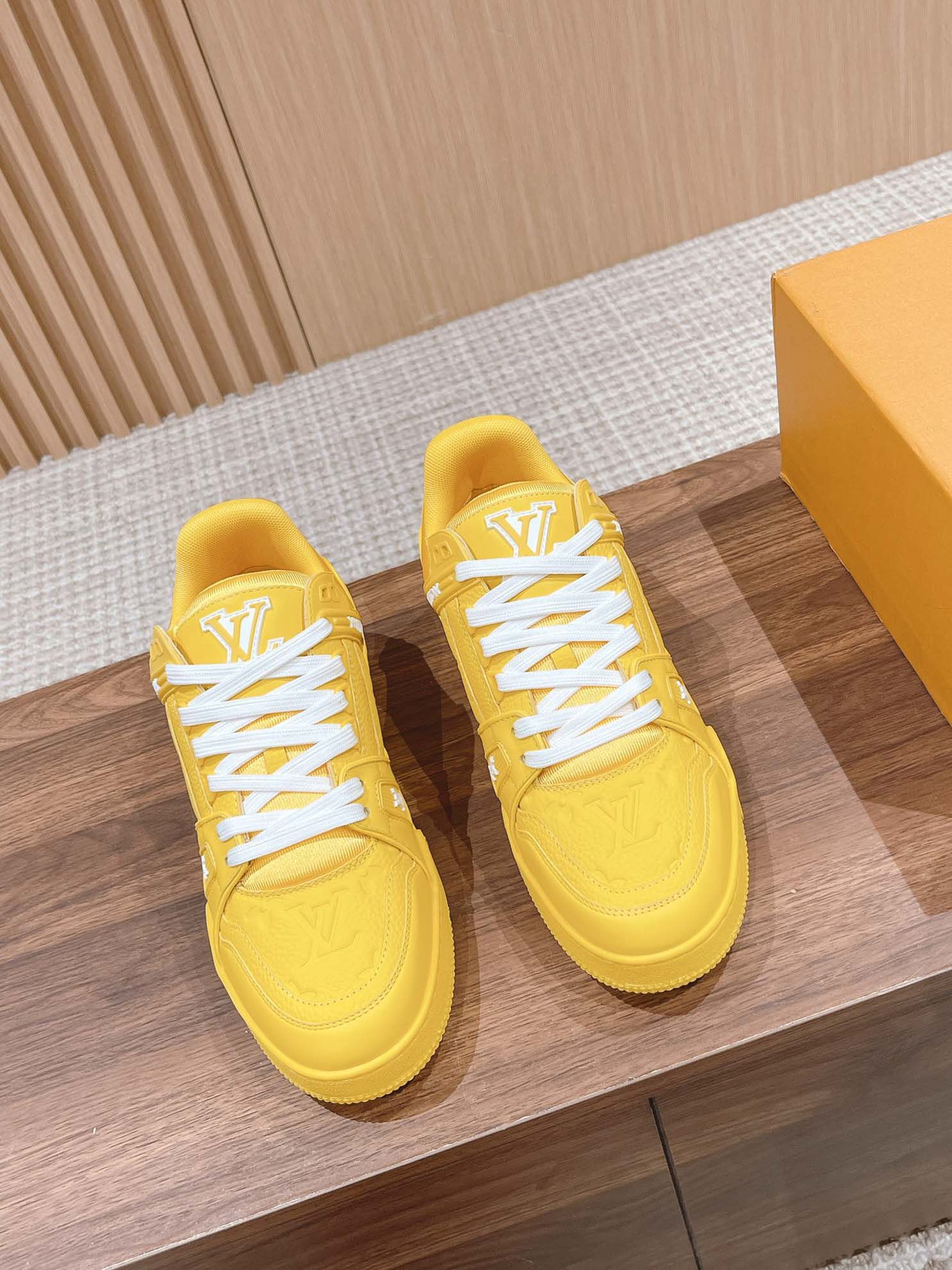 Giày Louis Vuitton LV Trainer Yellow Leather Monogram Best Quality