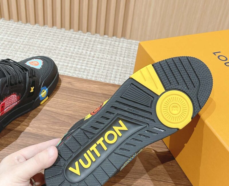 Giày Louis Vuitton x Yayoi Kusama Trainer Black Print Best Quality