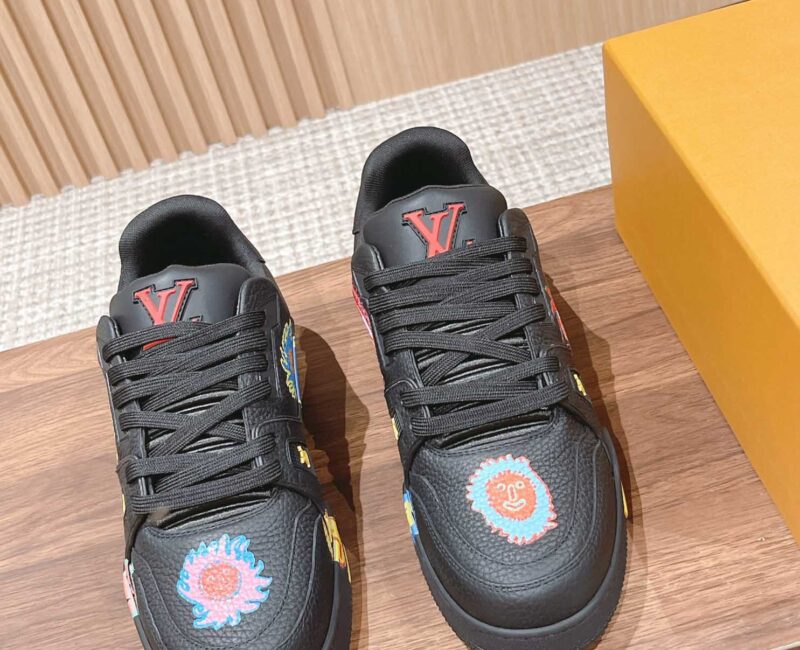Giày Louis Vuitton x Yayoi Kusama Trainer Black Print Best Quality