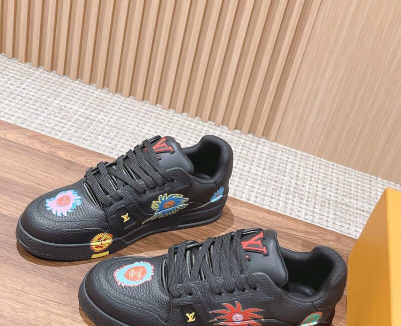 Giày Louis Vuitton x Yayoi Kusama Trainer Black Print Best Quality