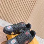 Giày Louis Vuitton x Yayoi Kusama Trainer Black Print Best Quality