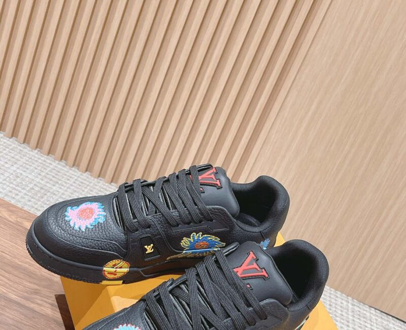 Giày Louis Vuitton x Yayoi Kusama Trainer Black Print Best Quality