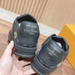 Giày Louis Vuitton x Yayoi Kusama Trainer Black Print Best Quality