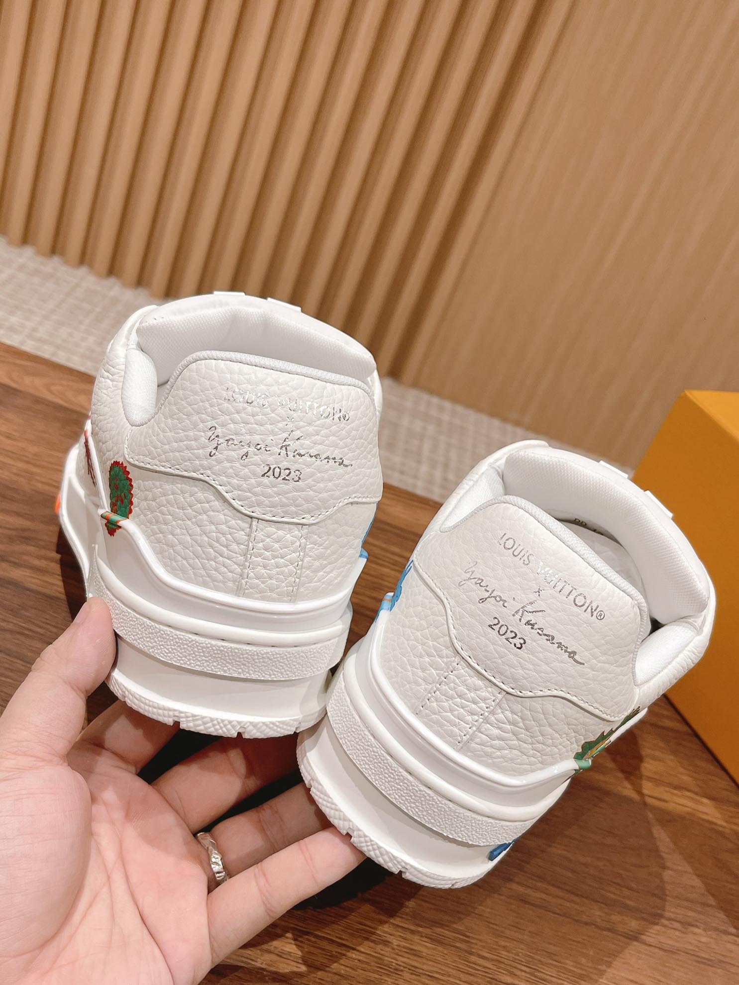 Giày Louis Vuitton x Yayoi Kusama Trainer White Print Best Quality