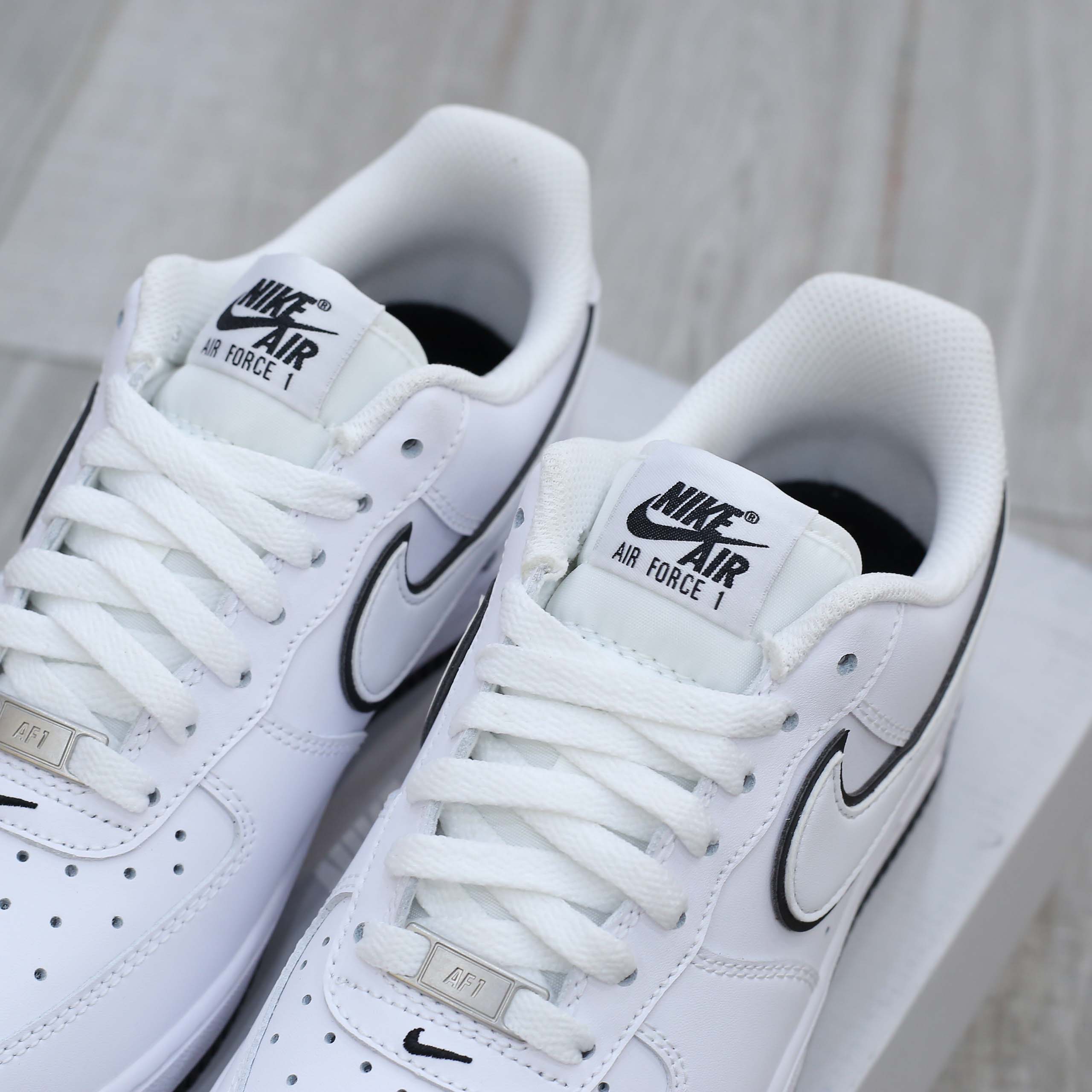Giày Nike Air Force 1 ’07 Low ‘White Black Outline Swoosh’ Best Quality