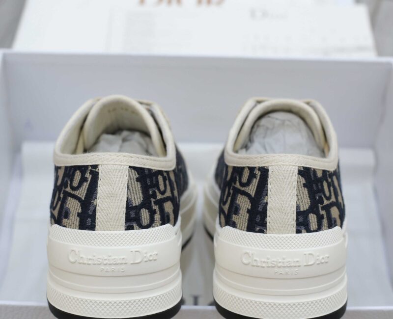 Giày WALK'N'DIOR PLATFORM Low-Top SNEAKER Deep Blue Dior Oblique Embroidered Cotton