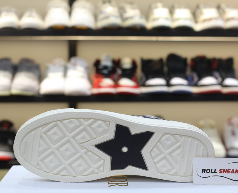 WALK’N’DIOR SNEAKER Deep Blue Dior Oblique Embroidered Cotton