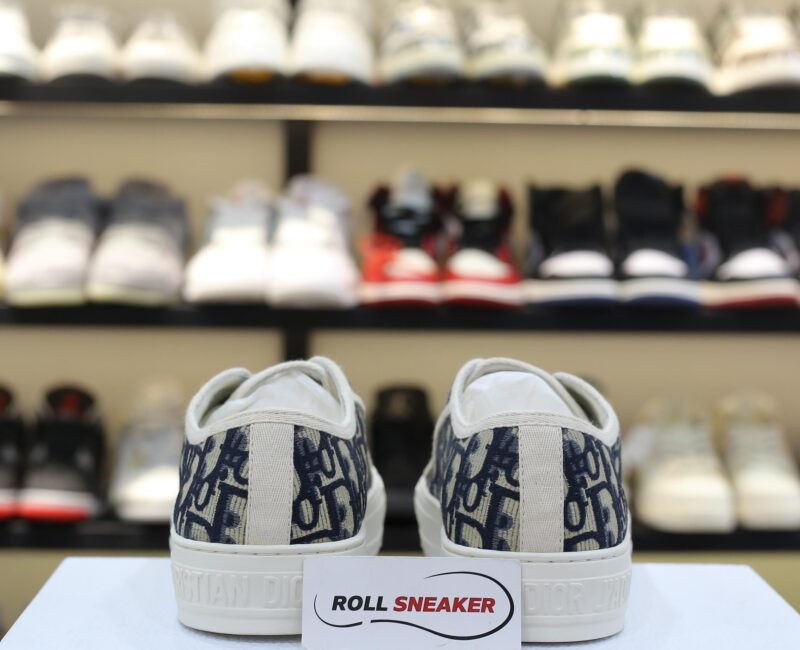 WALK’N’DIOR SNEAKER Deep Blue Dior Oblique Embroidered Cotton