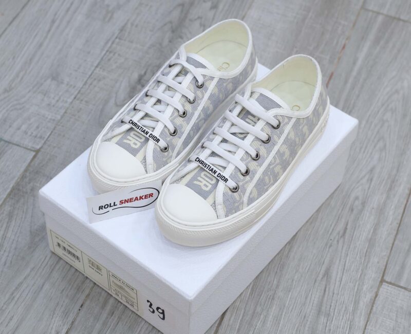 Giày WALK’N’DIOR SNEAKER Gray Stone Dior Oblique Embroidered Cotton
