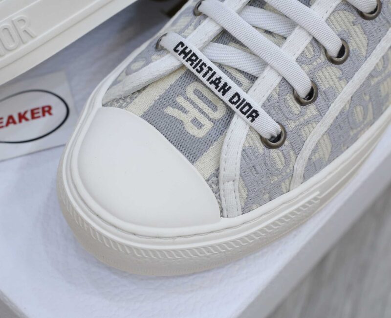 Giày WALK’N’DIOR SNEAKER Gray Stone Dior Oblique Embroidered Cotton