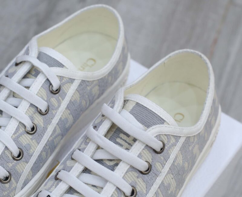 Giày WALK’N’DIOR SNEAKER Gray Stone Dior Oblique Embroidered Cotton