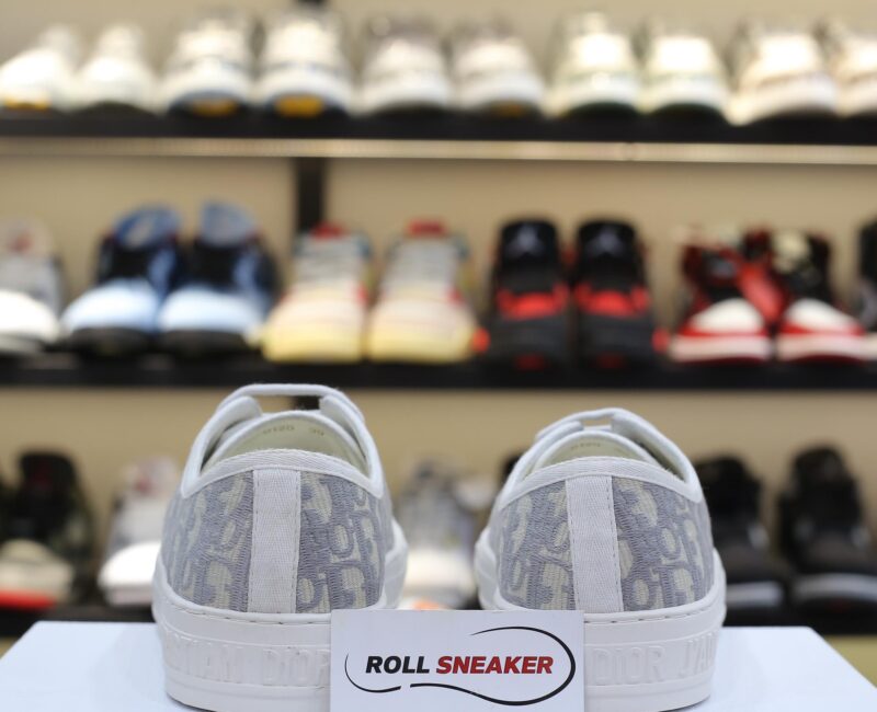 Giày WALK’N’DIOR SNEAKER Gray Stone Dior Oblique Embroidered Cotton