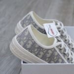 Giày WALK’N’DIOR SNEAKER Gray Stone Dior Oblique Embroidered Cotton