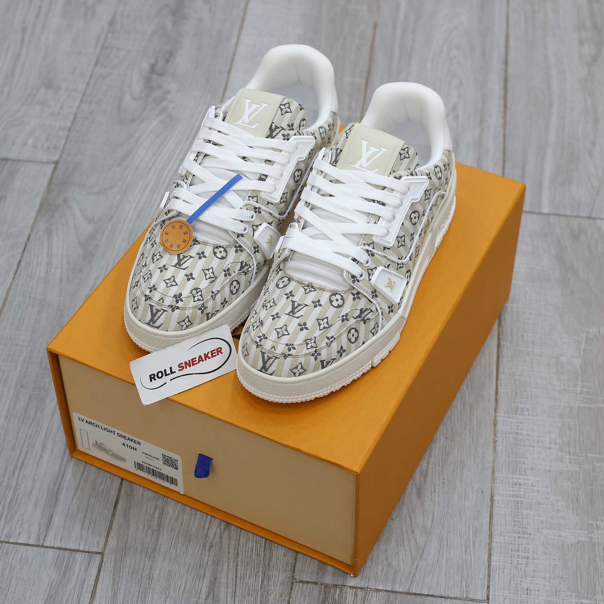 Louis Vuitton Lv Trainer #54 Monogram Sọc Beige Best Quality