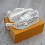 Louis Vuitton Lv Trainer #54 Monogram Sọc Beige Best Quality