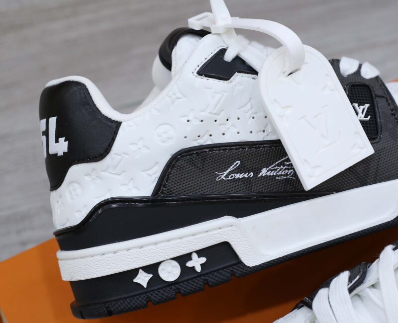 Louis Vuitton Lv Trainer #54 Signature Black White