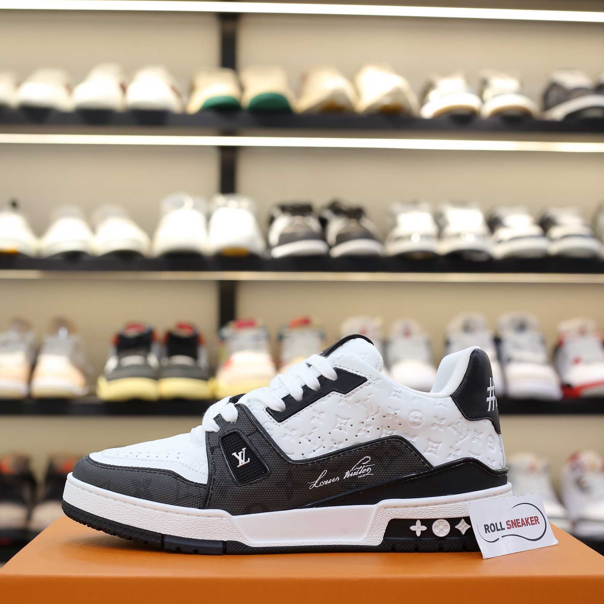 Louis Vuitton Lv Trainer #54 Signature Black White