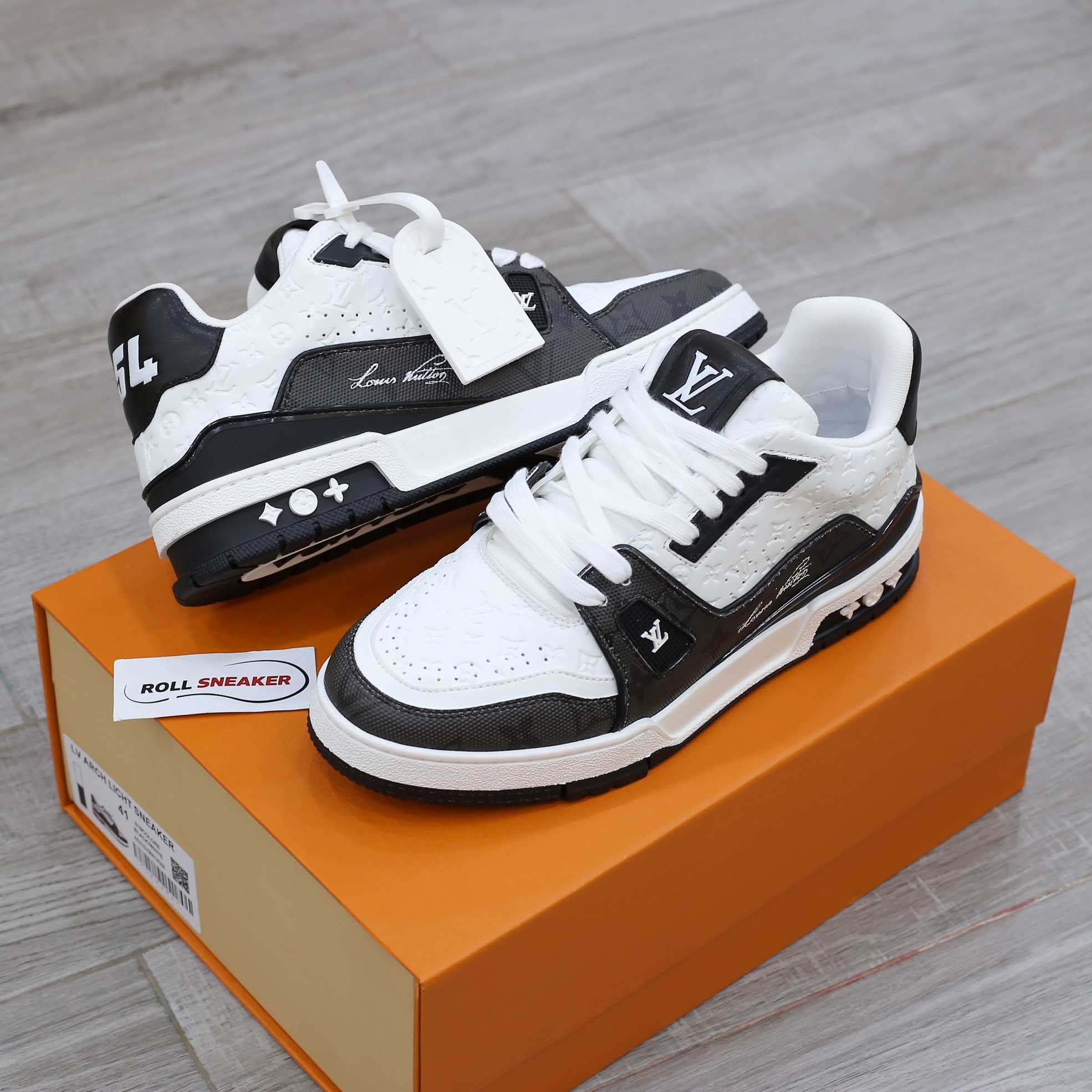 Louis Vuitton Lv Trainer #54 Signature Black White