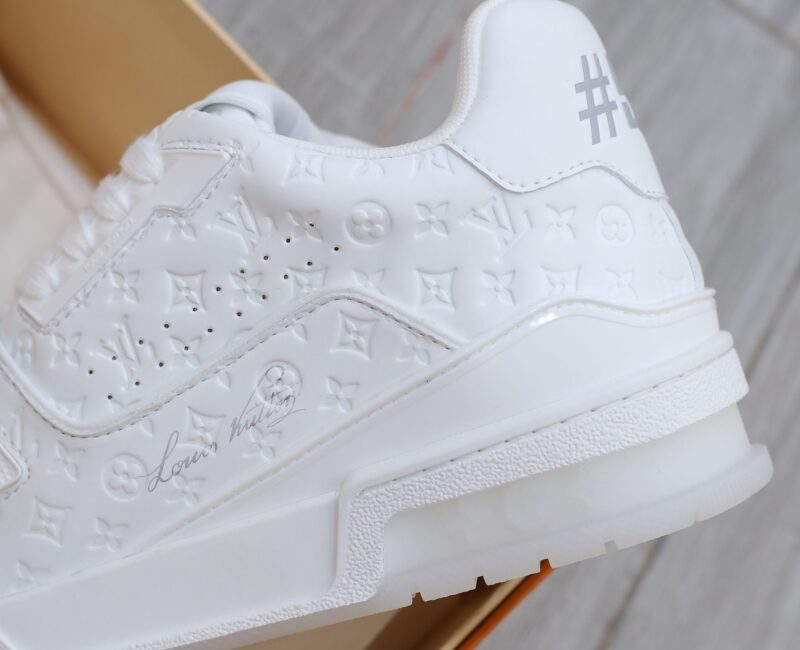 Louis Vuitton Lv Trainer #54 Signature Full White Monogram Dập Chìm