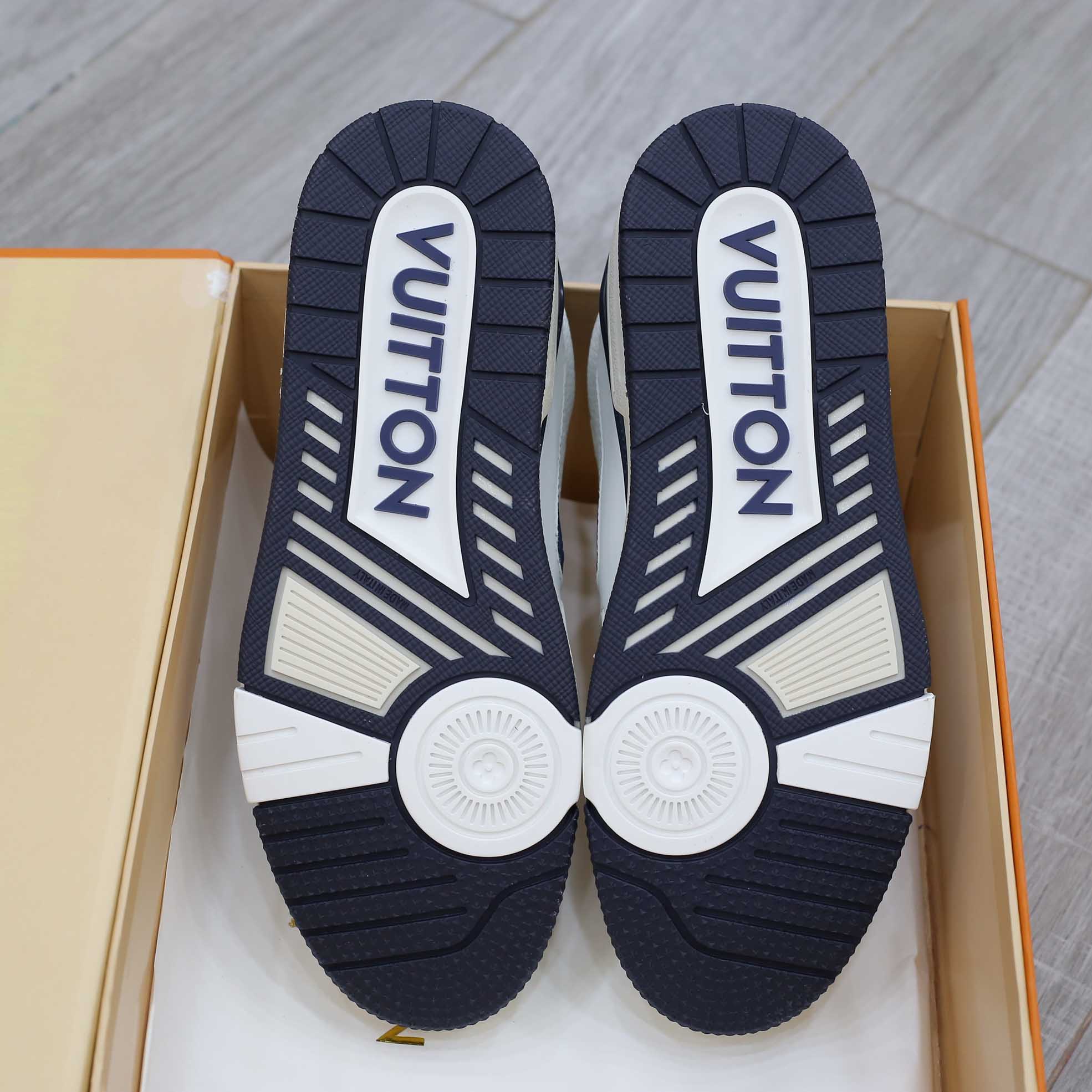 Louis Vuitton Lv Trainer #54 Signature Marine Blue