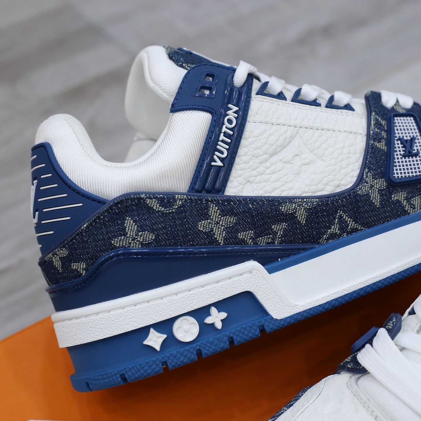 Louis Vuitton LV Trainer Monogram Denim White Blue Like Auth