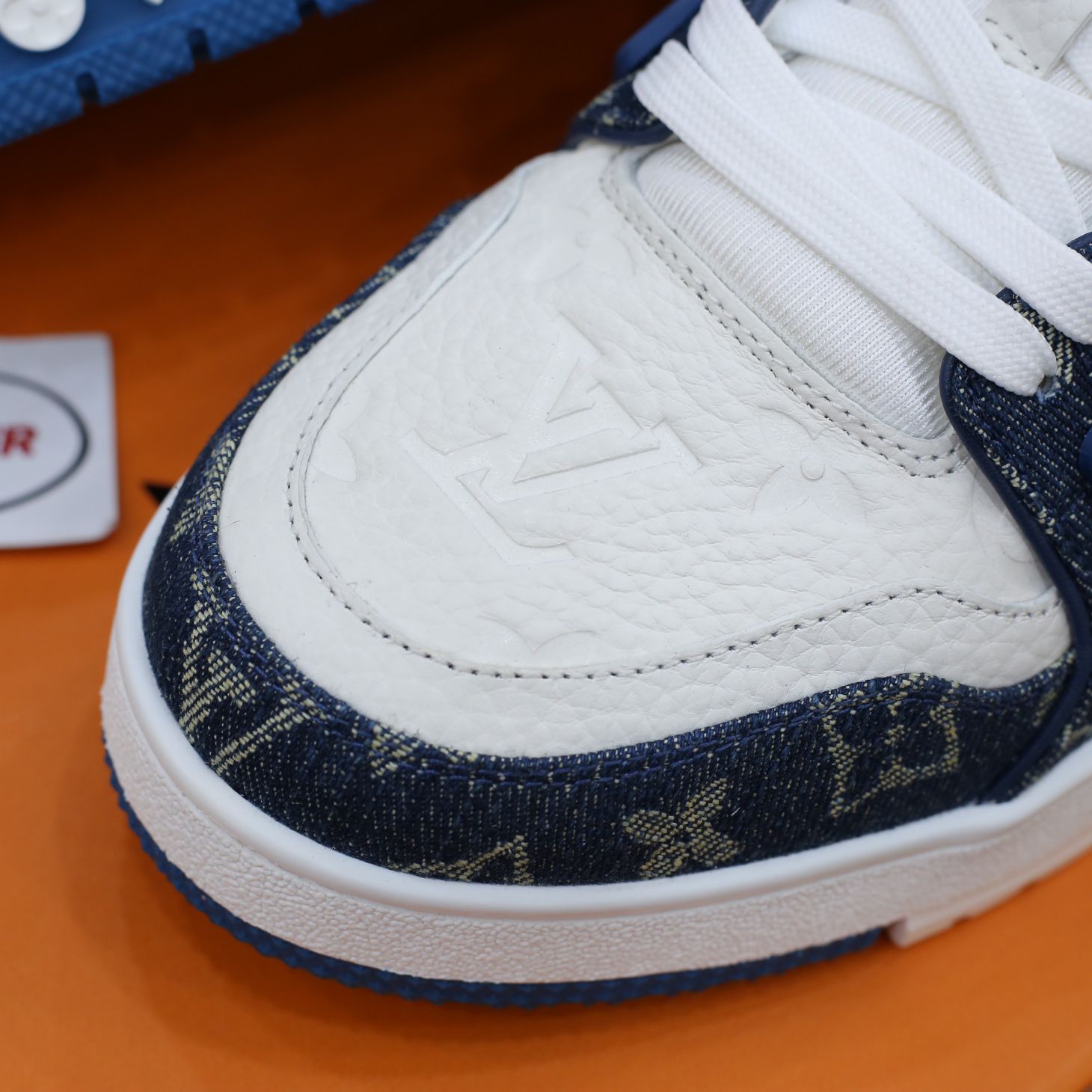 Louis Vuitton LV Trainer Monogram Denim White Blue Like Auth