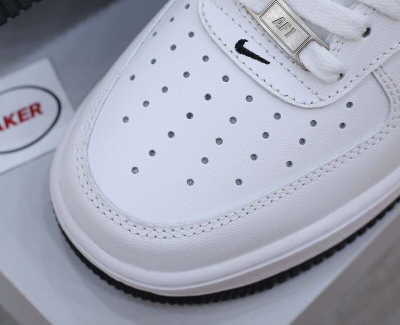Nike Air Force 1 ’07 Low ‘White Black Outline Swoosh’