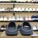 Dép Adidas Yeezy Slide ‘Slate Grey’ Like Auth