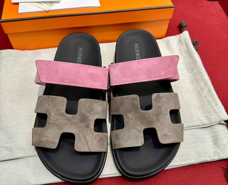 Dép Hermes Chypre Sandal Black Pink Suede