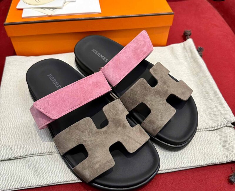 Dép Hermes Chypre Sandal Black Pink Suede