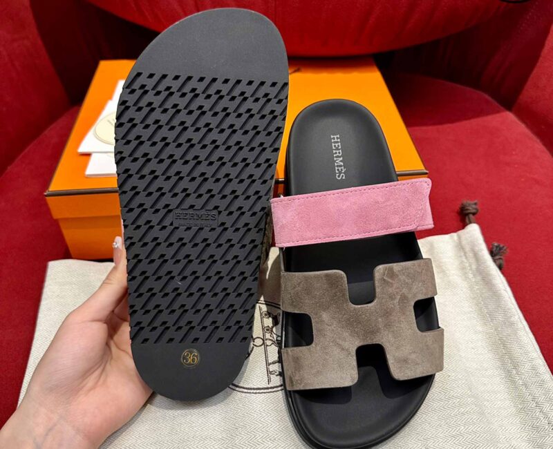 Dép Hermes Chypre Sandal Black Pink Suede
