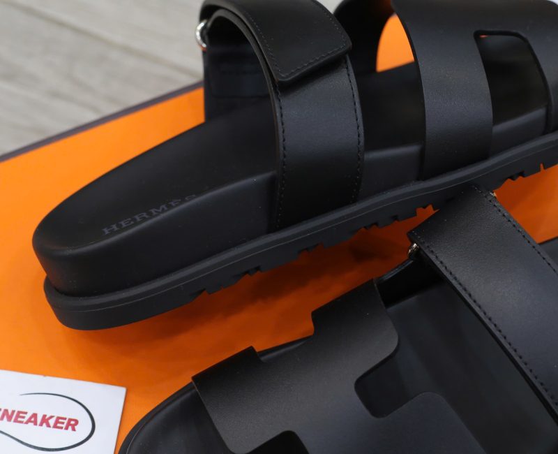Dép Hermes Chypre Sandal Full Đen Da Trơn Best Quality