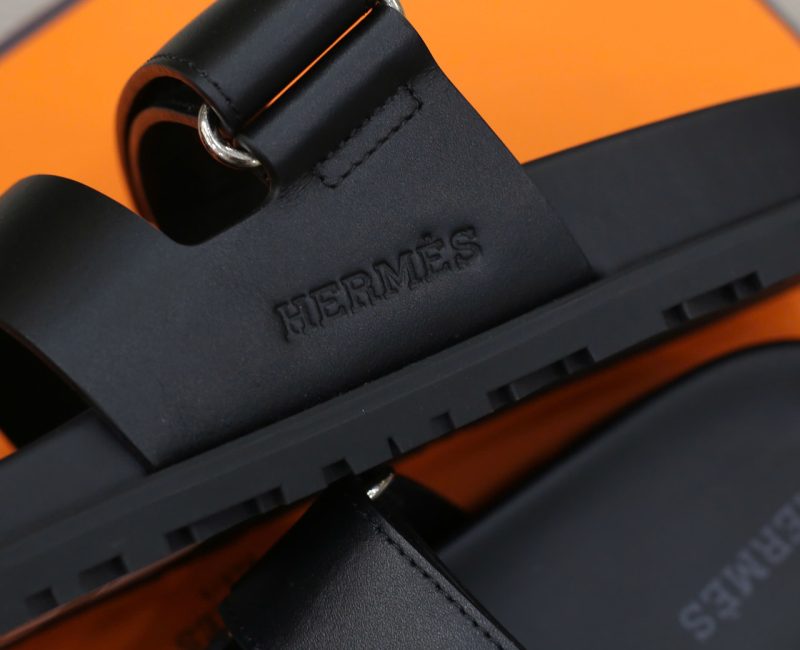 Dép Hermes Chypre Sandal Full Đen Da Trơn Best Quality