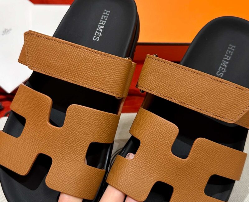 Dép Hermes Chypre Sandal Natural Black Epsom Leather Best Quality