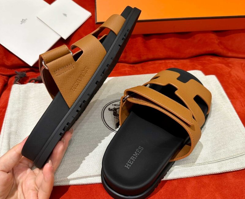 Dép Hermes Chypre Sandal Natural Black Epsom Leather Best Quality
