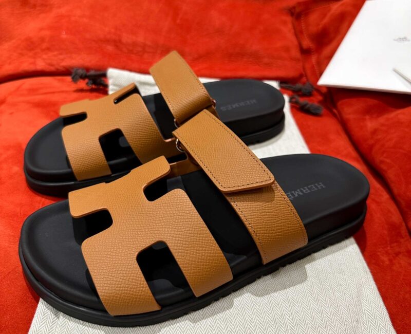 Dép Hermes Chypre Sandal Natural Black Epsom Leather Best Quality