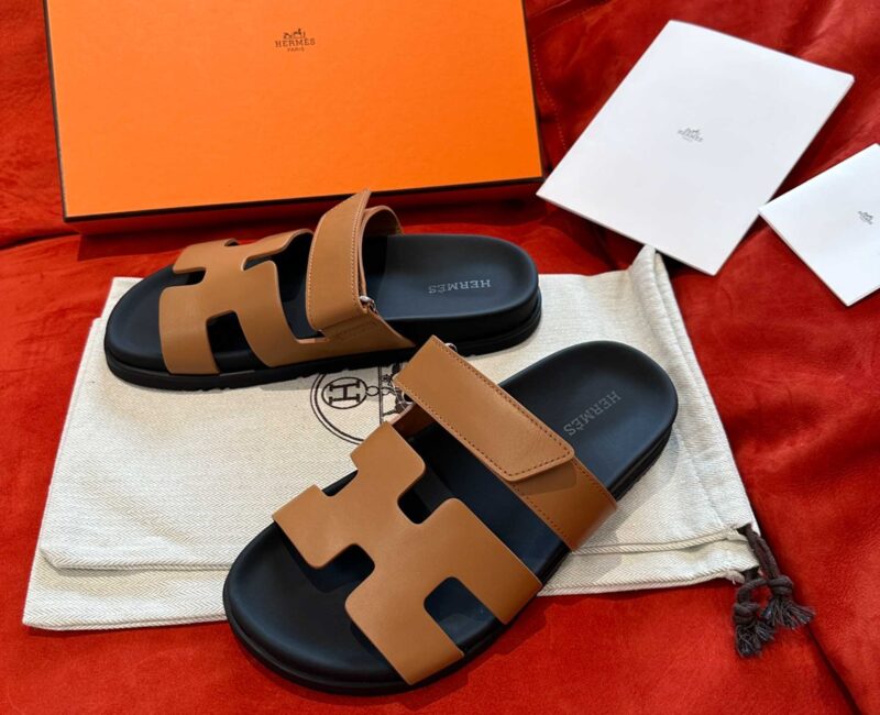 Dép Hermes Chypre Sandal Natural Black Smooth Calfskin Leather Best Quality