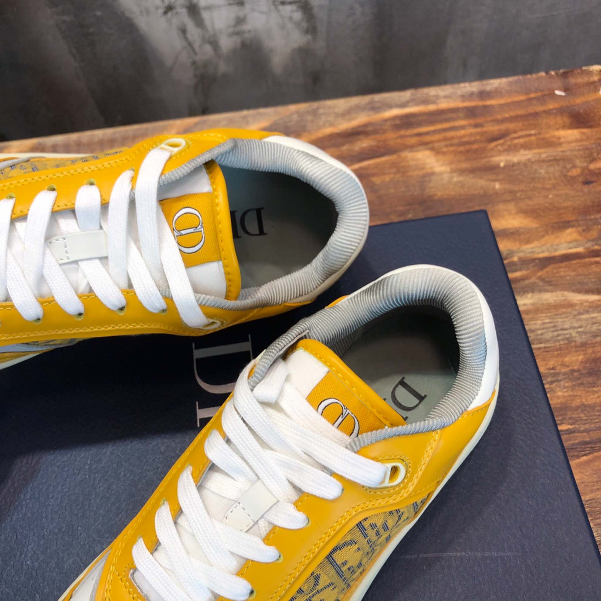 Giày Dior B27 Gold Tone Dior Oblique Jacquard Like Auth