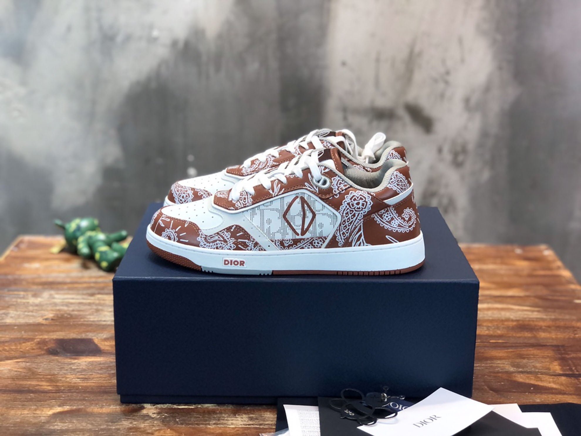 Giày Dior B27 Low Coffee White CD Paisley White Dior Oblique Like Auth