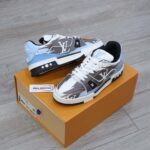 Giày Louis Vuitton LV Trainer#54 Graphic Print White Black Blue