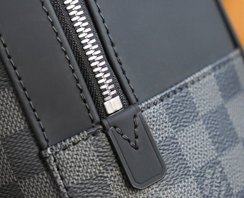 Balo Louis Vuitton Josh Backpack ‘Graphite’