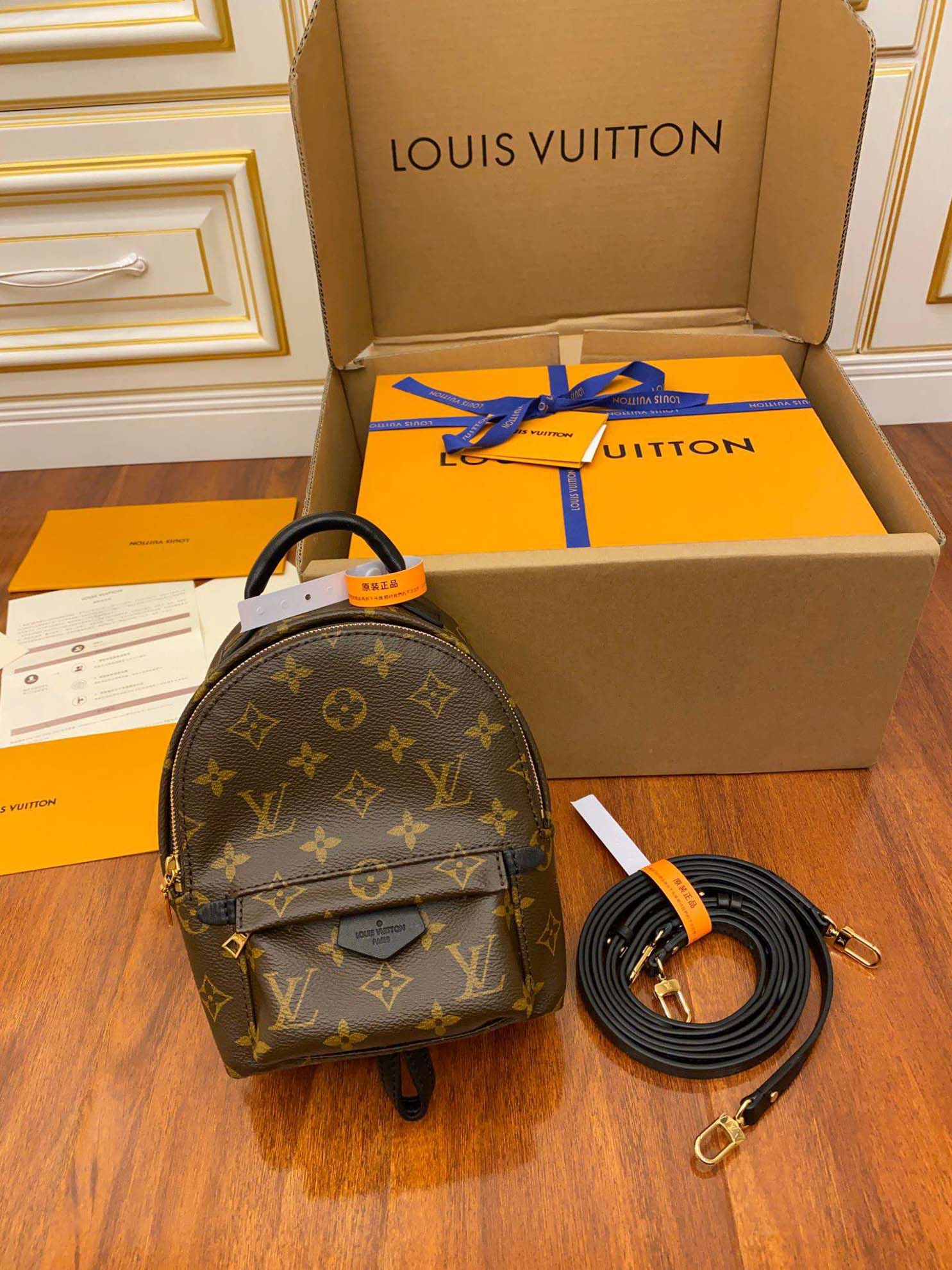 Balo Louis Vuitton Palm Springs Mini Brown
