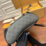 BaLo LV Christopher MM Monogram Eclipse Canvas Đen Nhạt