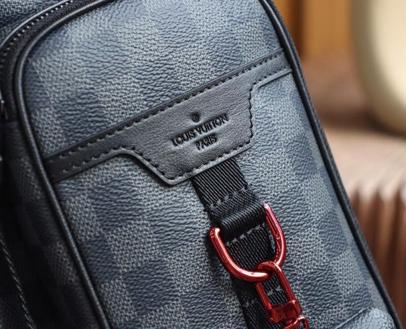 Balo LV Utility Backpack Damier Graphite Canvas Black