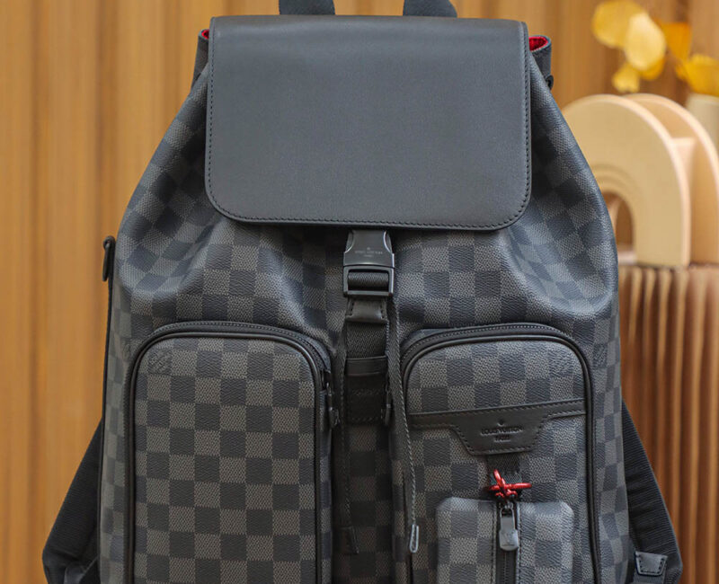 Balo LV Utility Backpack Damier Graphite Canvas Black