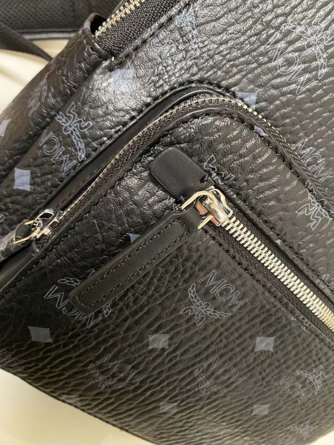 Balo MCM Stark Side Studs in Visetos Black