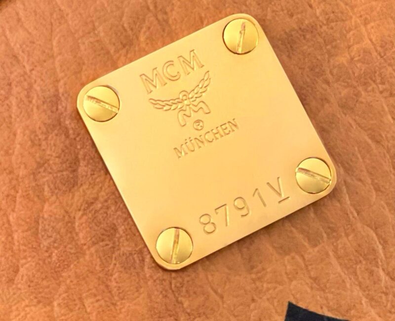 Balo MCM Stark Side Studs Visetos màu Cognac Mini