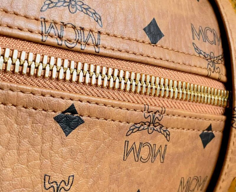 Balo MCM Stark Side Studs Visetos màu Cognac Small