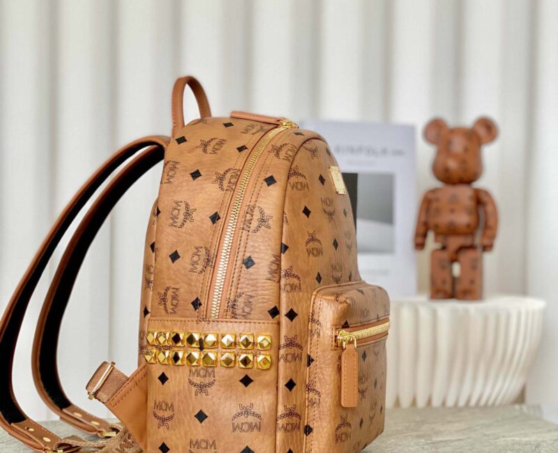 Balo MCM Stark Side Studs Visetos màu Cognac Small