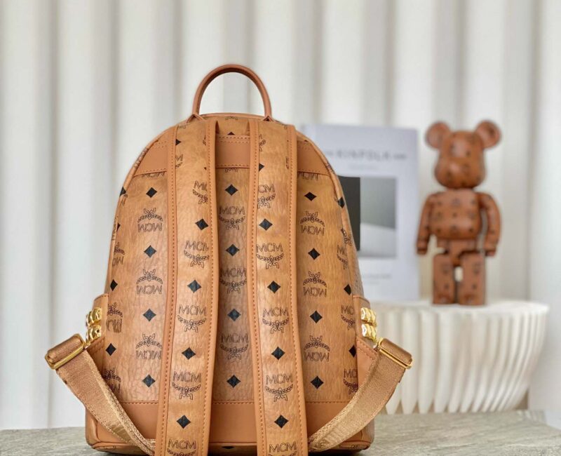 Balo MCM Stark Side Studs Visetos màu Cognac Small